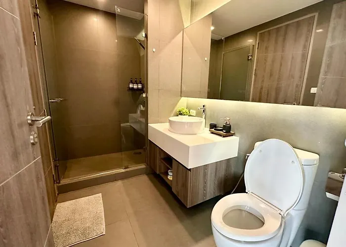 아파트 Luxury & Bright 1 Bedroom - Asoke *
